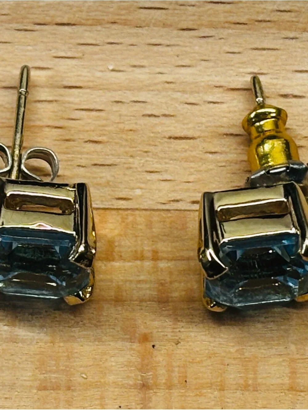 Vintage Gold Blue Crystal Stud Earrings